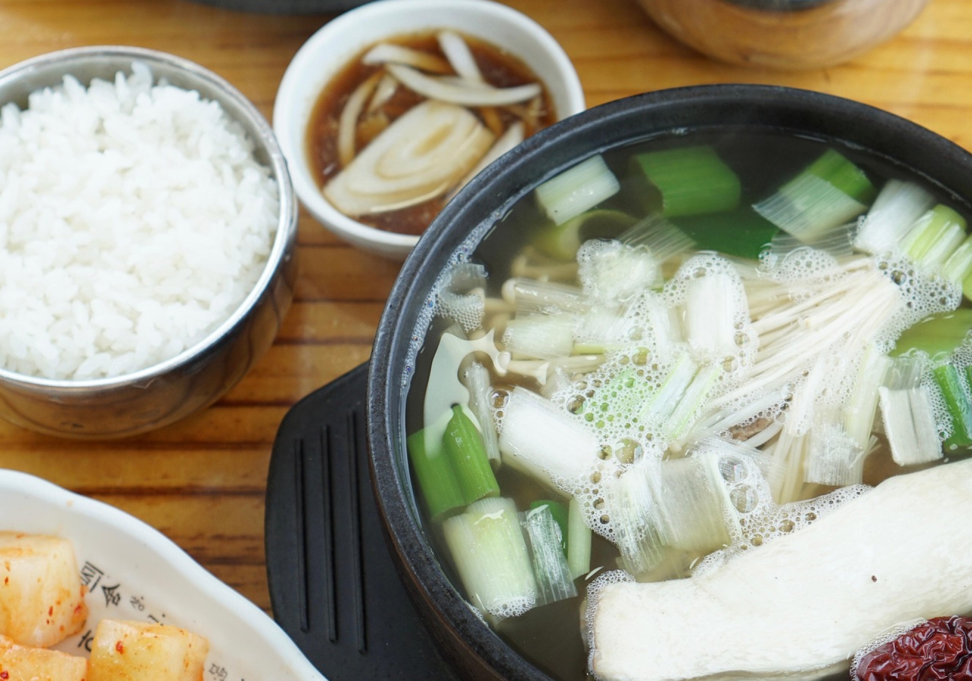 Since bone broth soup (Sagol-gomtang) is a nourishing food, is it good for people with diabetes to drink all the soup to boost their energy?
