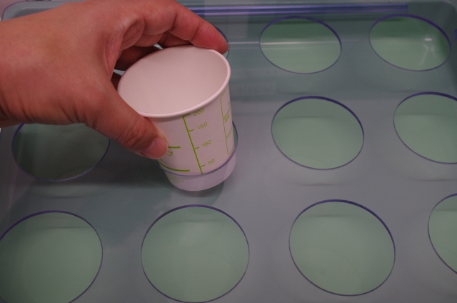 Does a blood ketone test reflect the body’s current ketone status more accurately and in real-time than a urine ketone test?