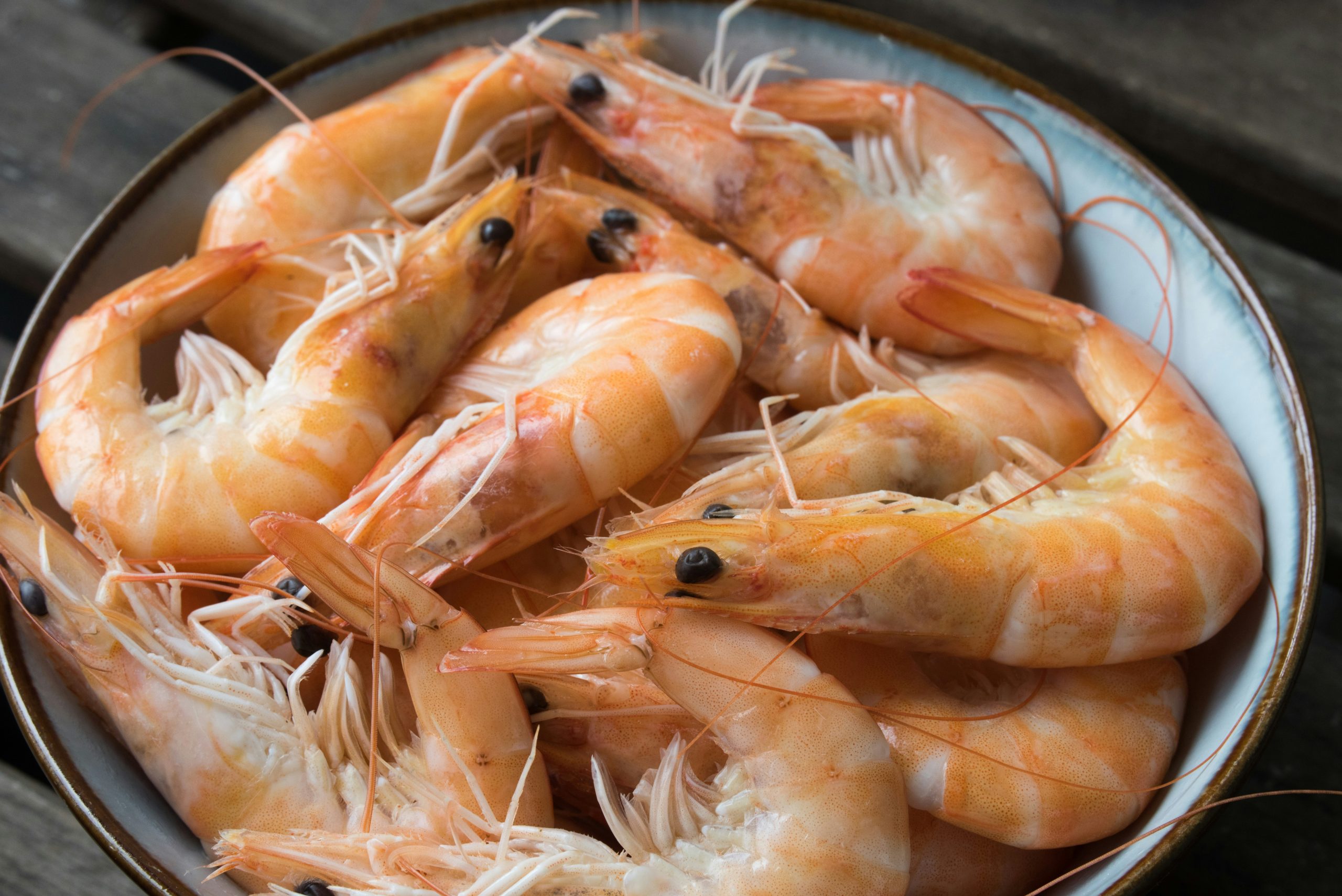 Since shrimp is high in cholesterol, is it a seafood that should be avoided to prevent diabetic complications?