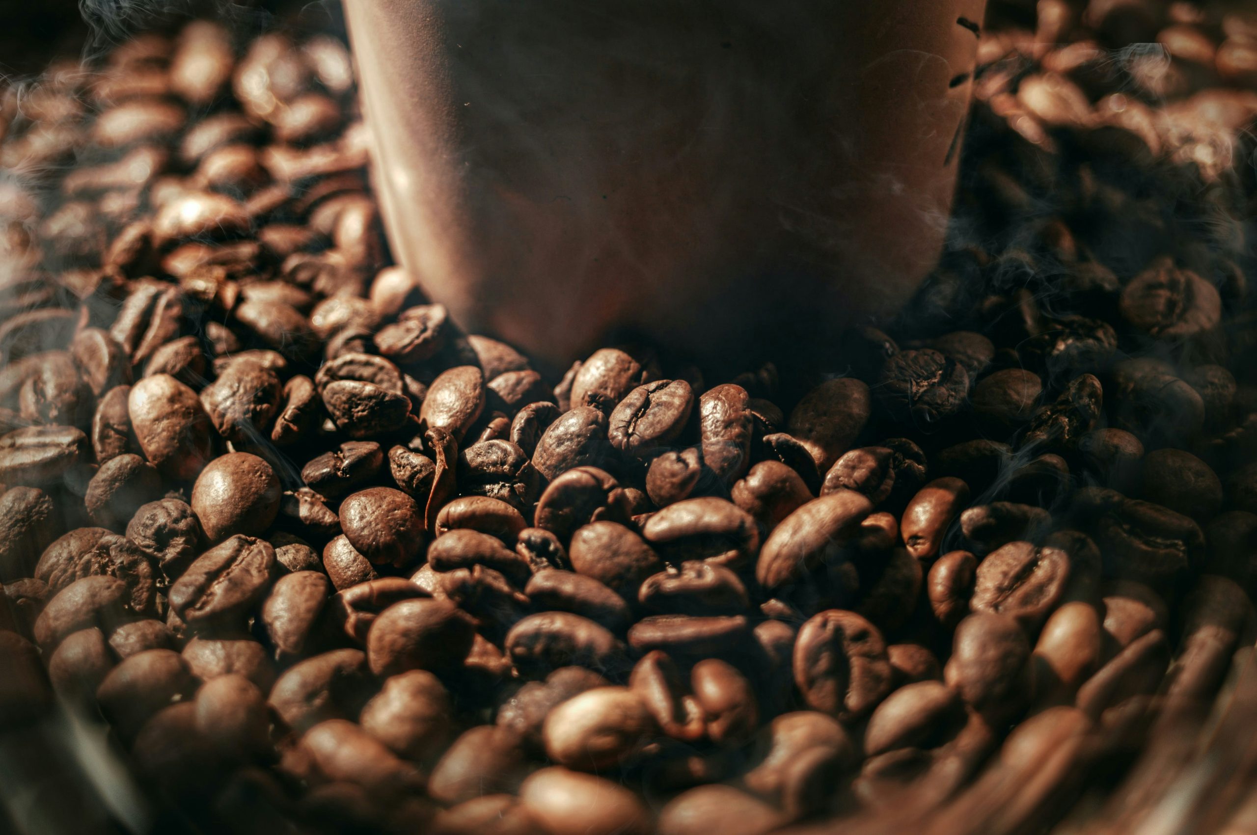 Can cacao nibs, which provide a chocolate flavor without sugar, be a good snack for people with diabetes when they crave something sweet?