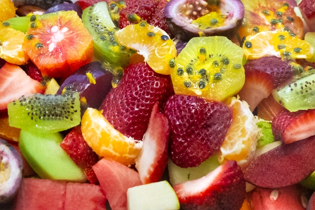 Is eating fruit during a meal better for blood sugar control than eating it alone?